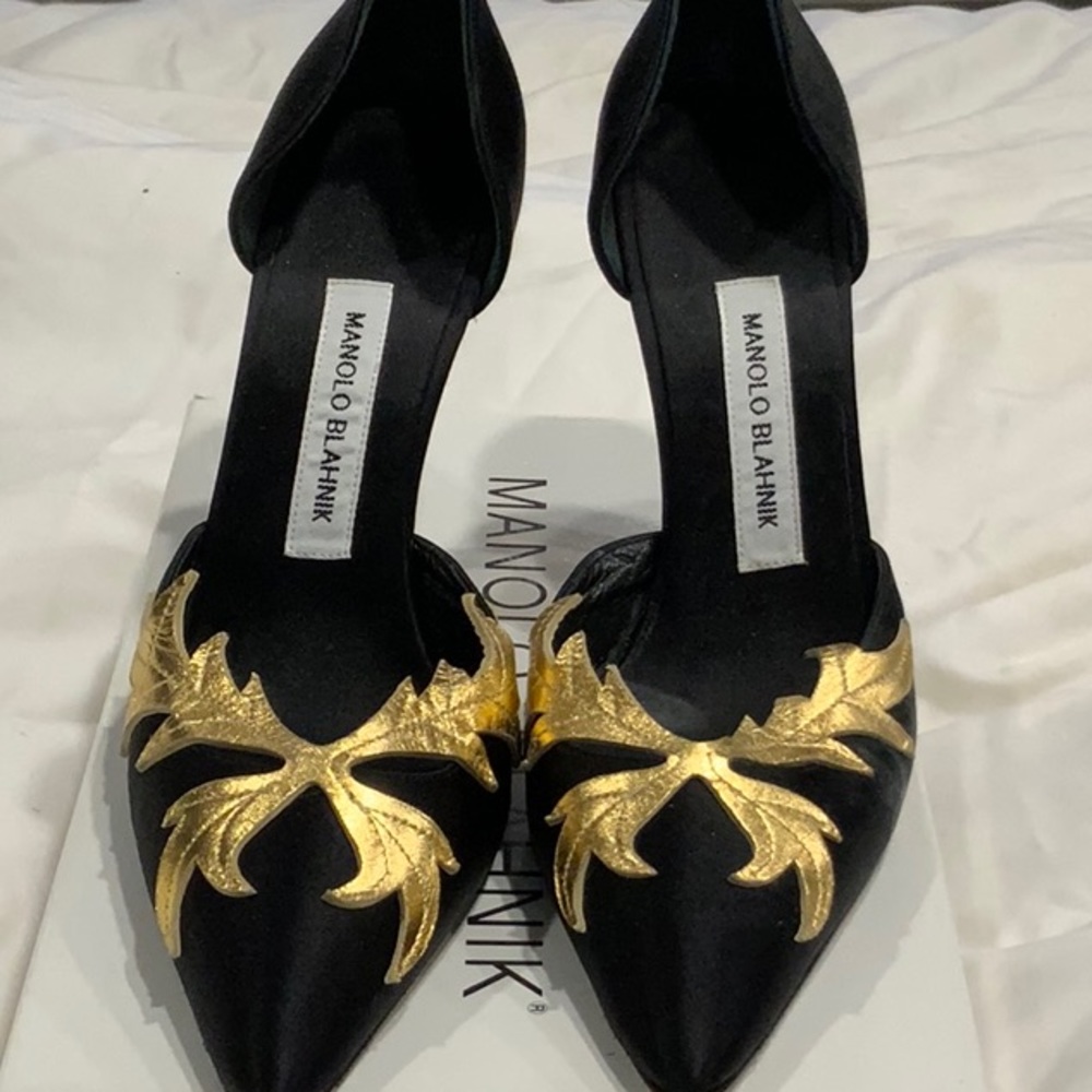 Manolo Blahnik black/Gold satin shoes